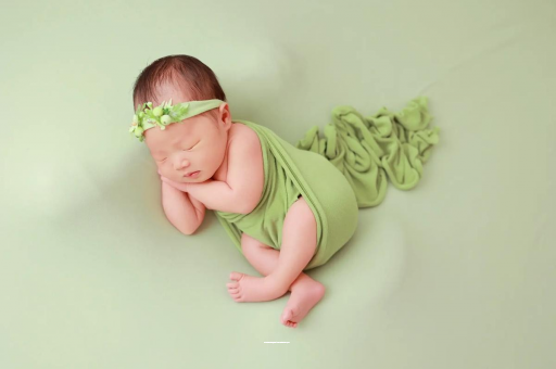 内江宝宝拍嗝吐奶